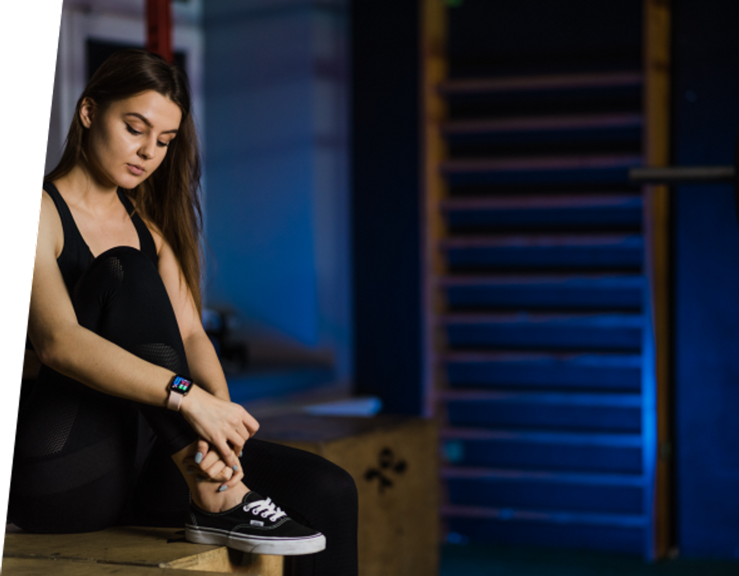 Smartwatch damski Garett Women Eva na różowym pasku silikonowym (2).jpg